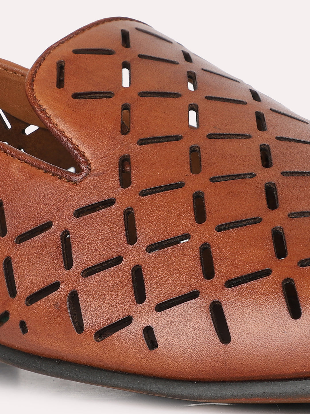 Mens Tan Casual Geometric Print Round Toe Moccasin Shoe