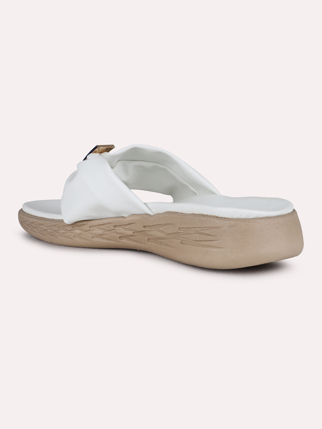 Womens White Casual Solid Round Toe Flats