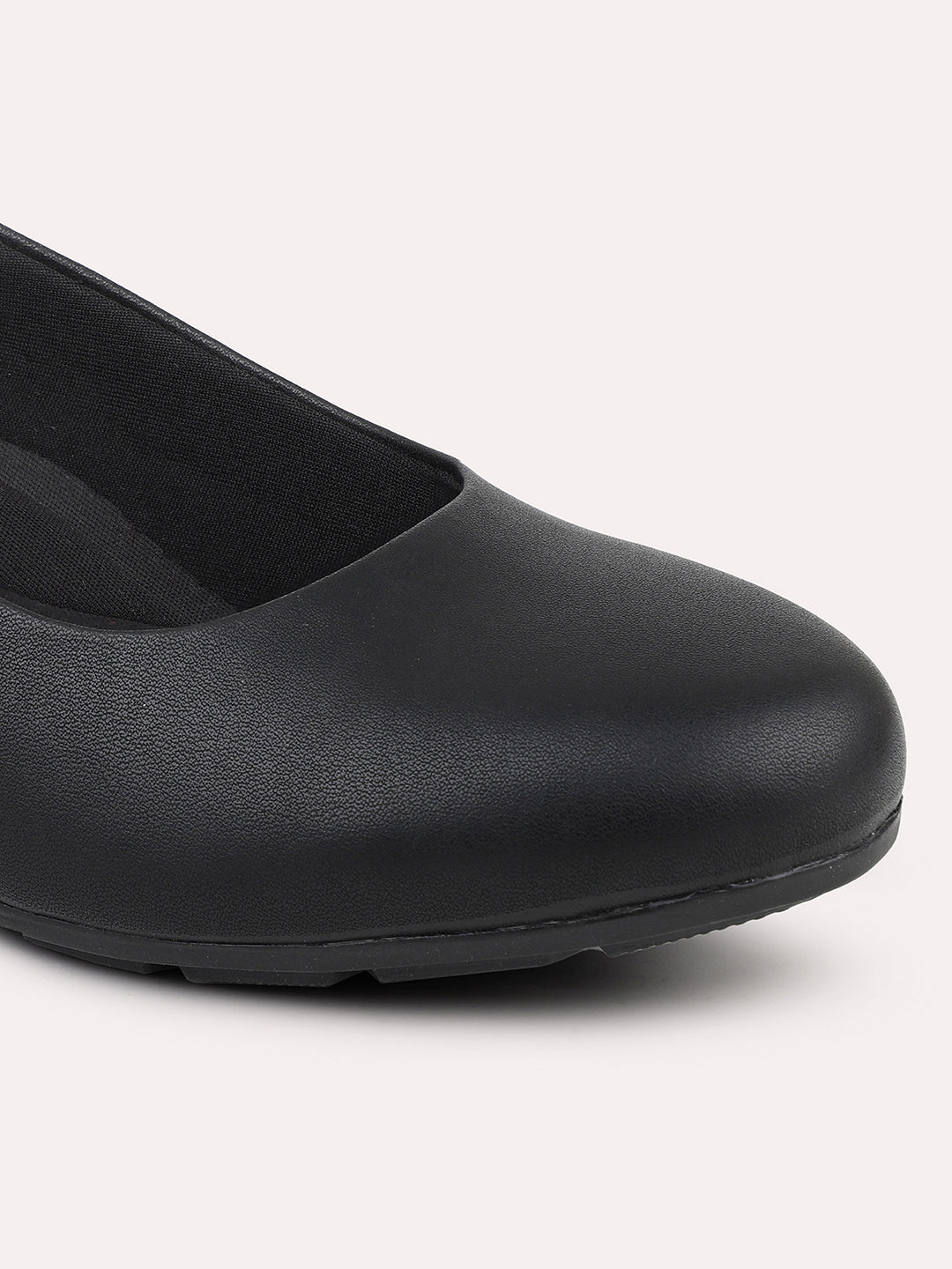 Women Black Solid Wedge Pumps