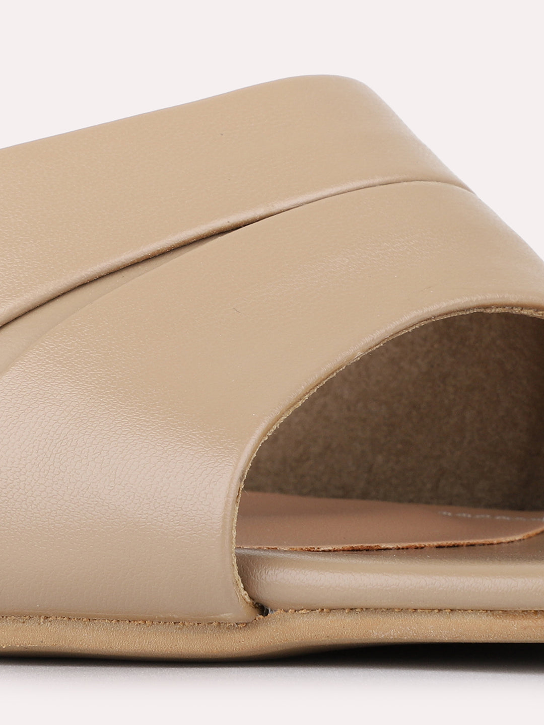 Womens Brown Casual Solid Pattern Square Toe Kitten Heels