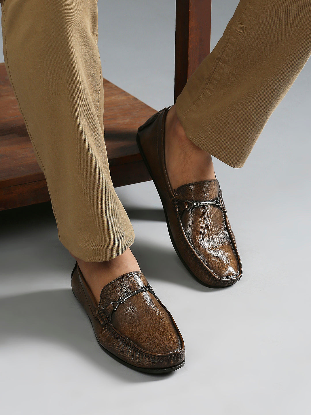 Tan hot sale driving loafers