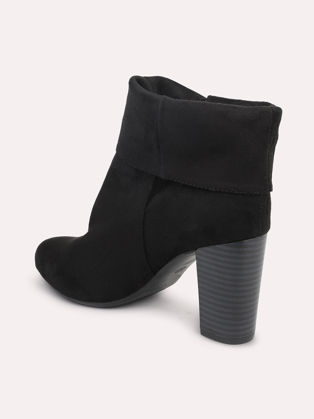 Women Black Solid Heeled Boots