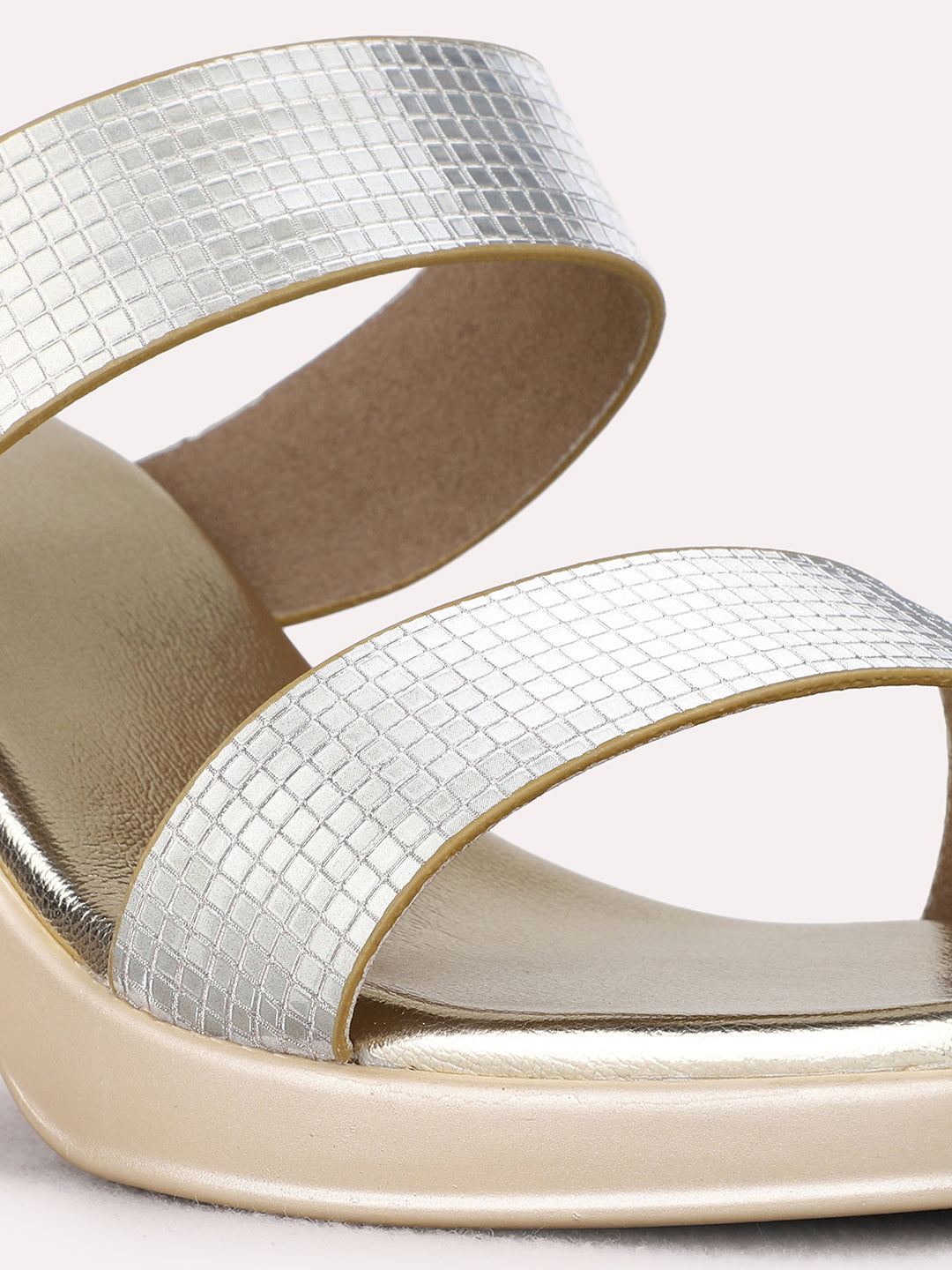 Womens Golden Party Wear Solid Round Toe Block Heels