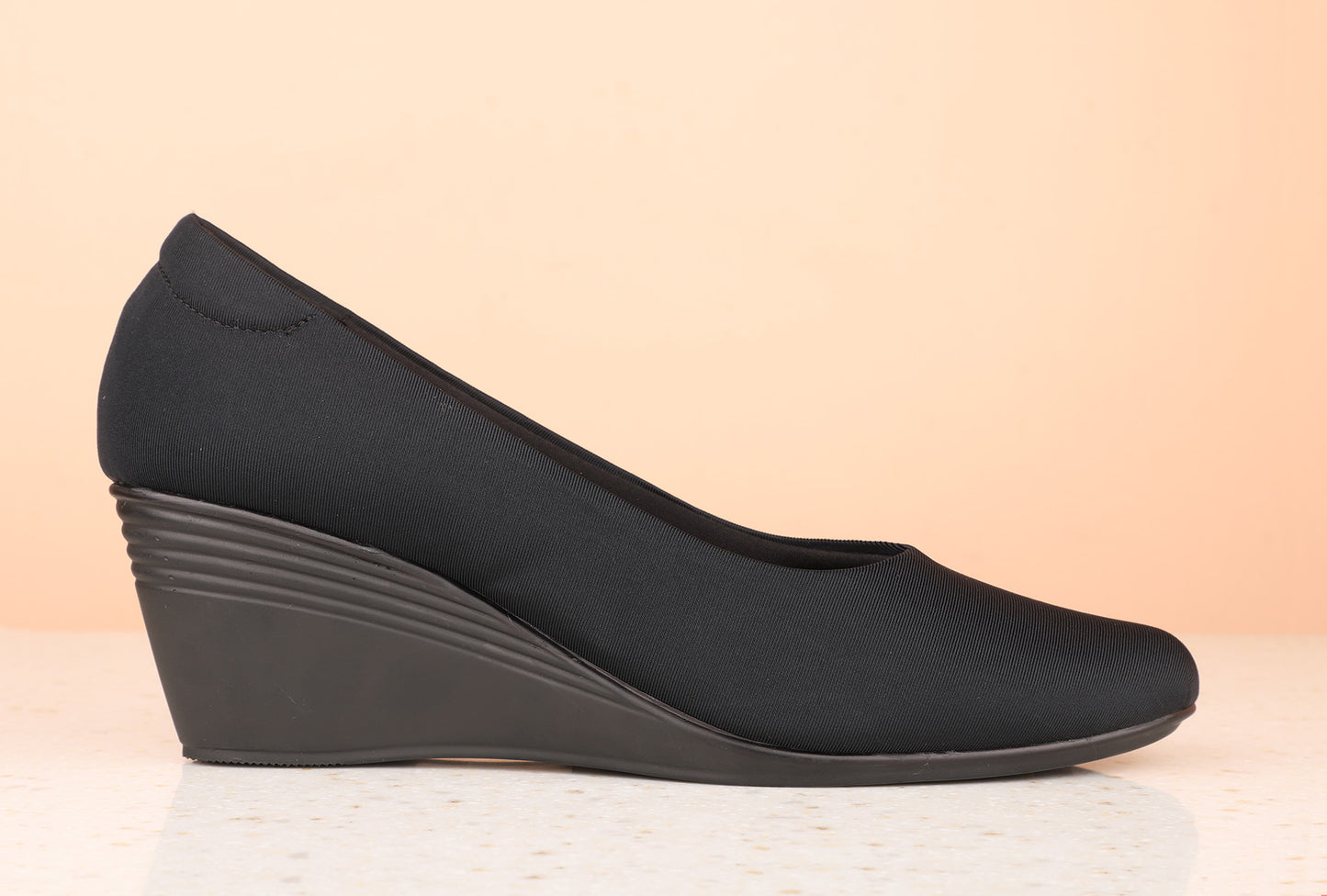 Women Black Solid Wedge Pumps