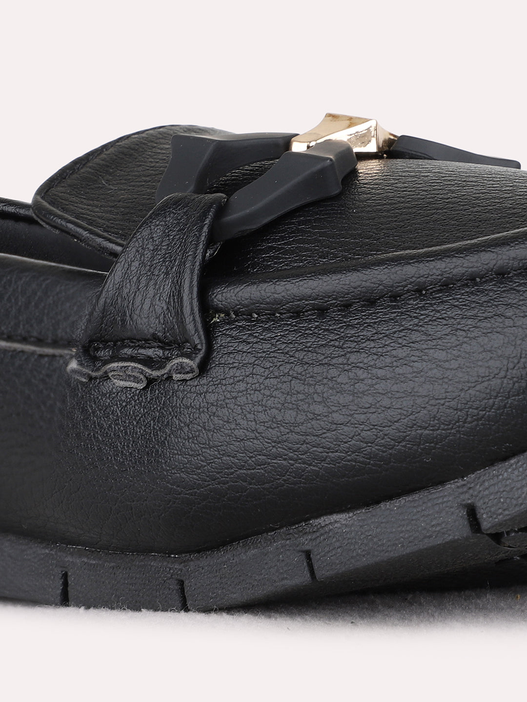 Womens Black Casual Solid Round Toe Loafers