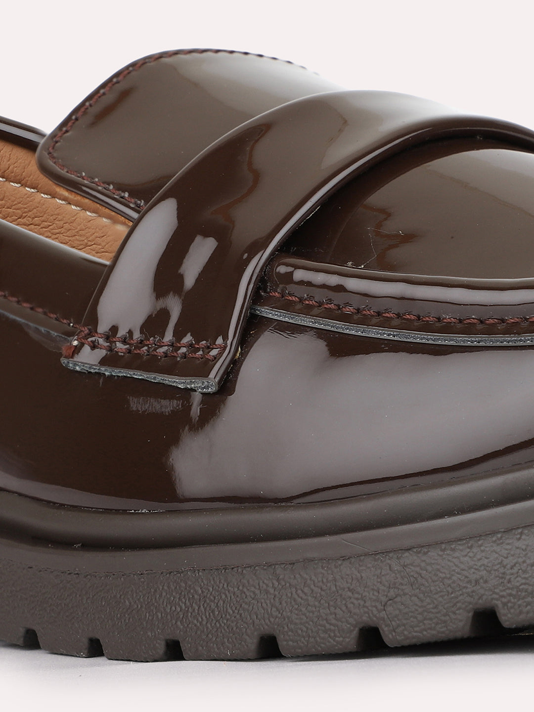Womens Brown Casual Solid Pattern Round Toe Moccasins