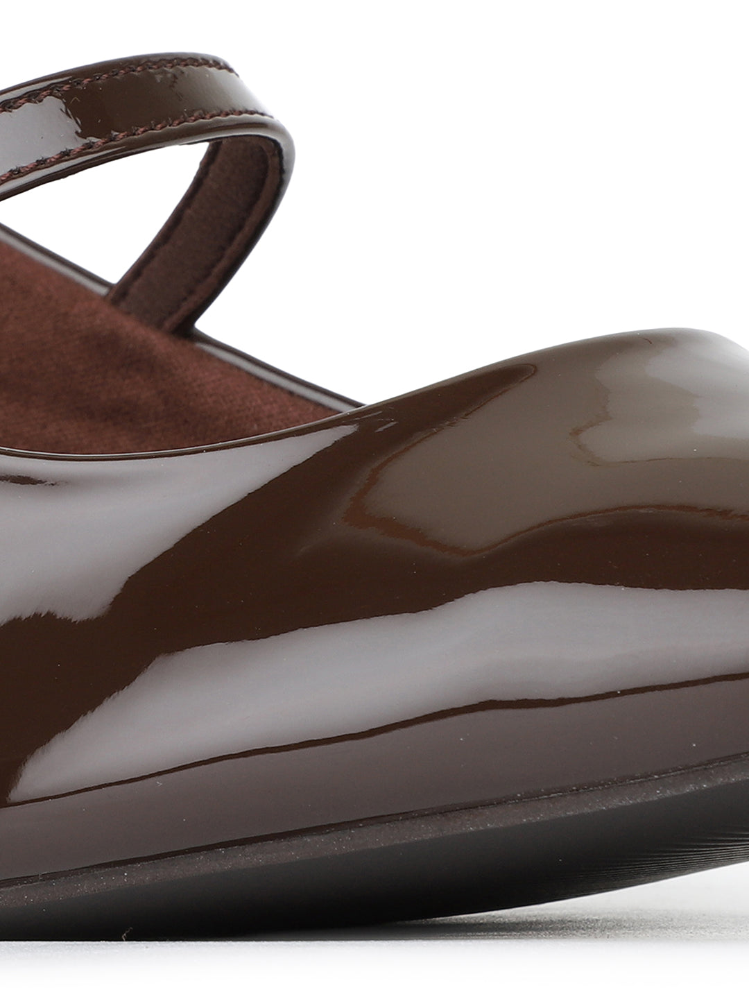Womens Brown Casual Solid Pattern Round Toe Block Heels