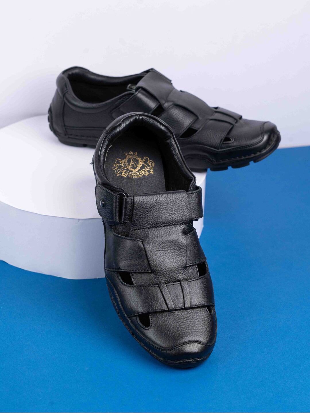 Buy Now Mens Black Solid Round Toe Casual Sandals