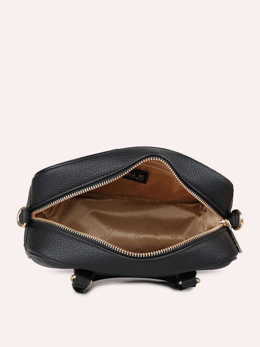 Womens Black Casual Textured Pattern Handbag With Zip Closer