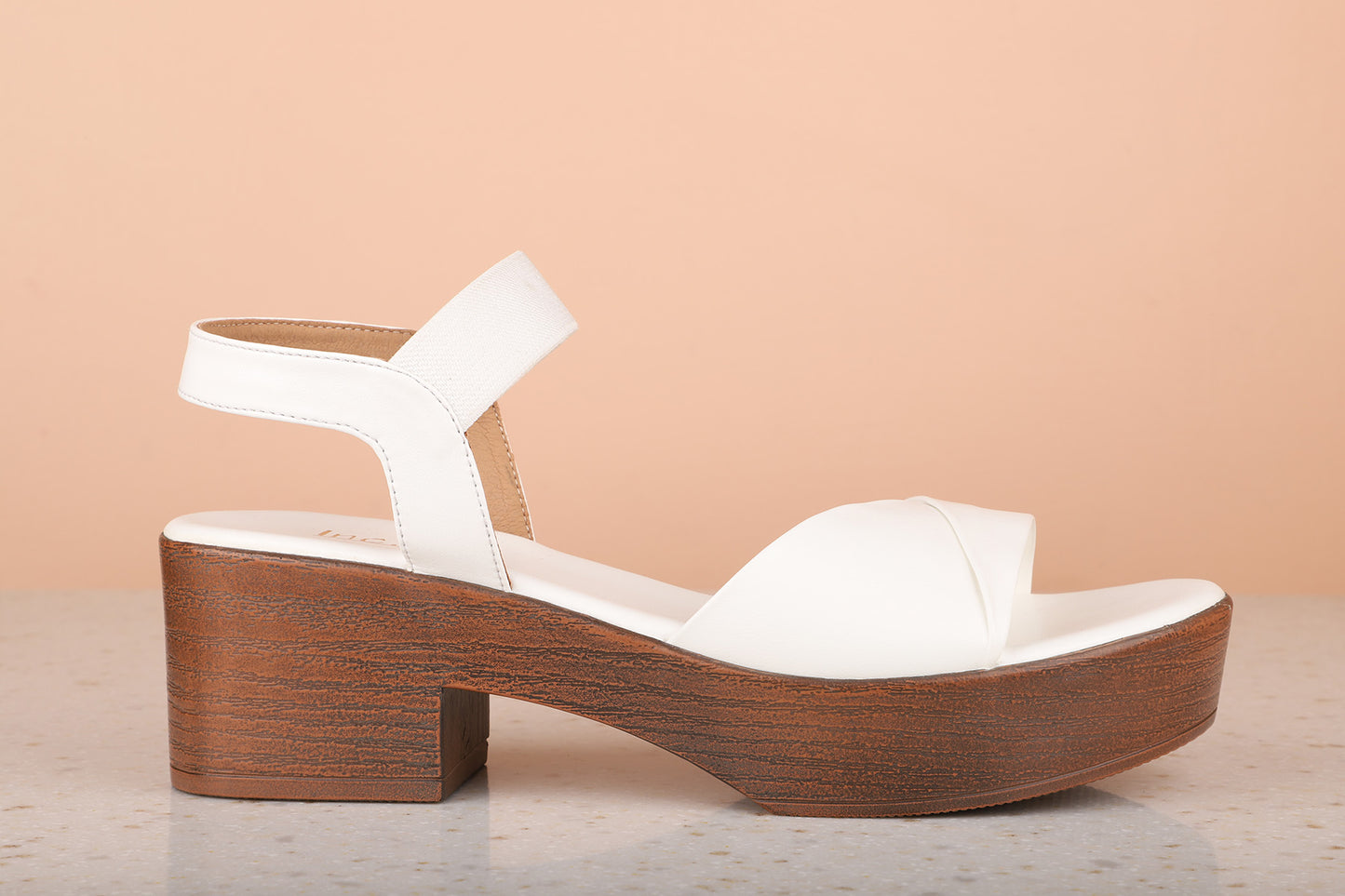 Women White Solid Sandals