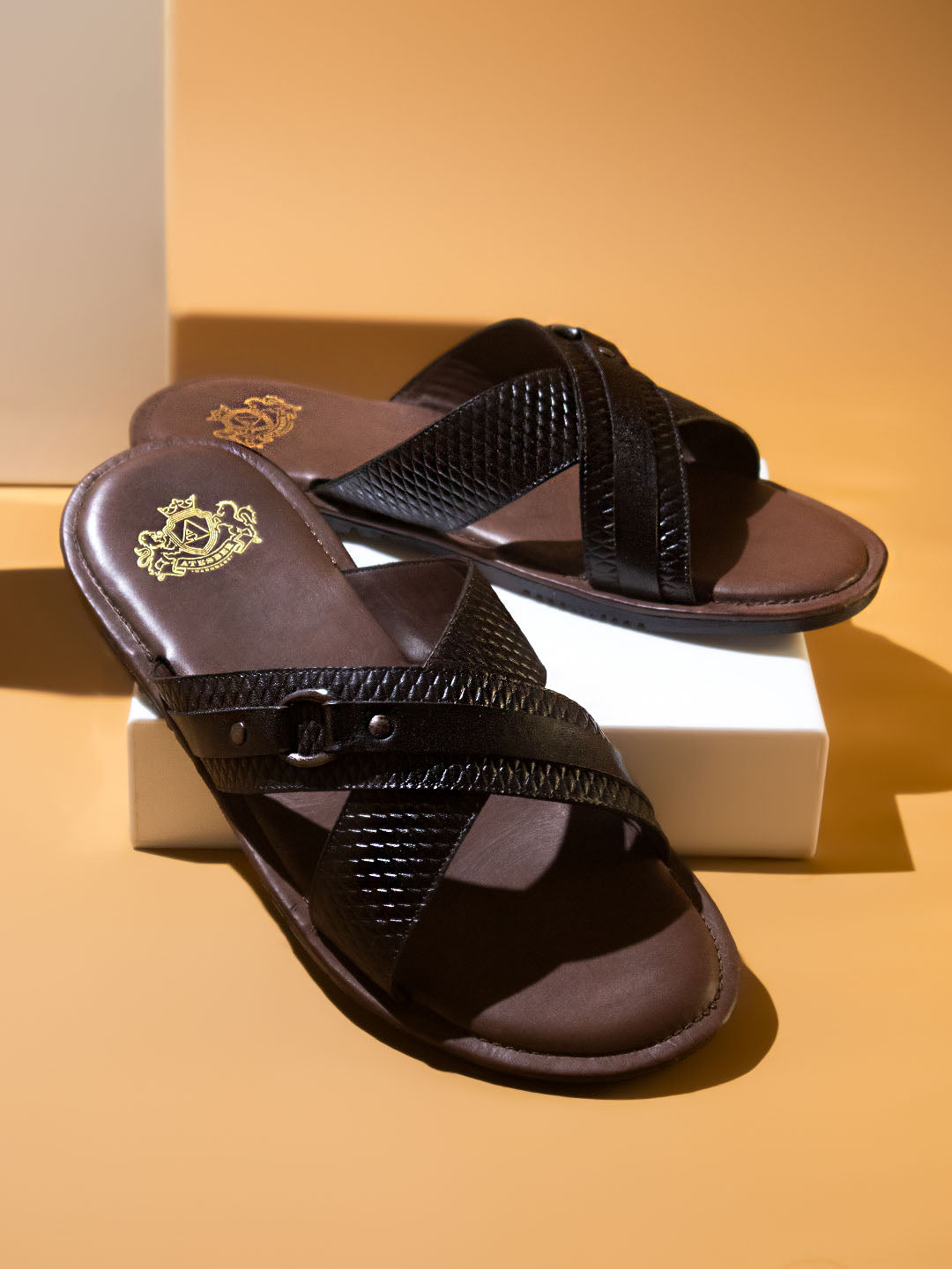 Palm slippers designs new arrivals