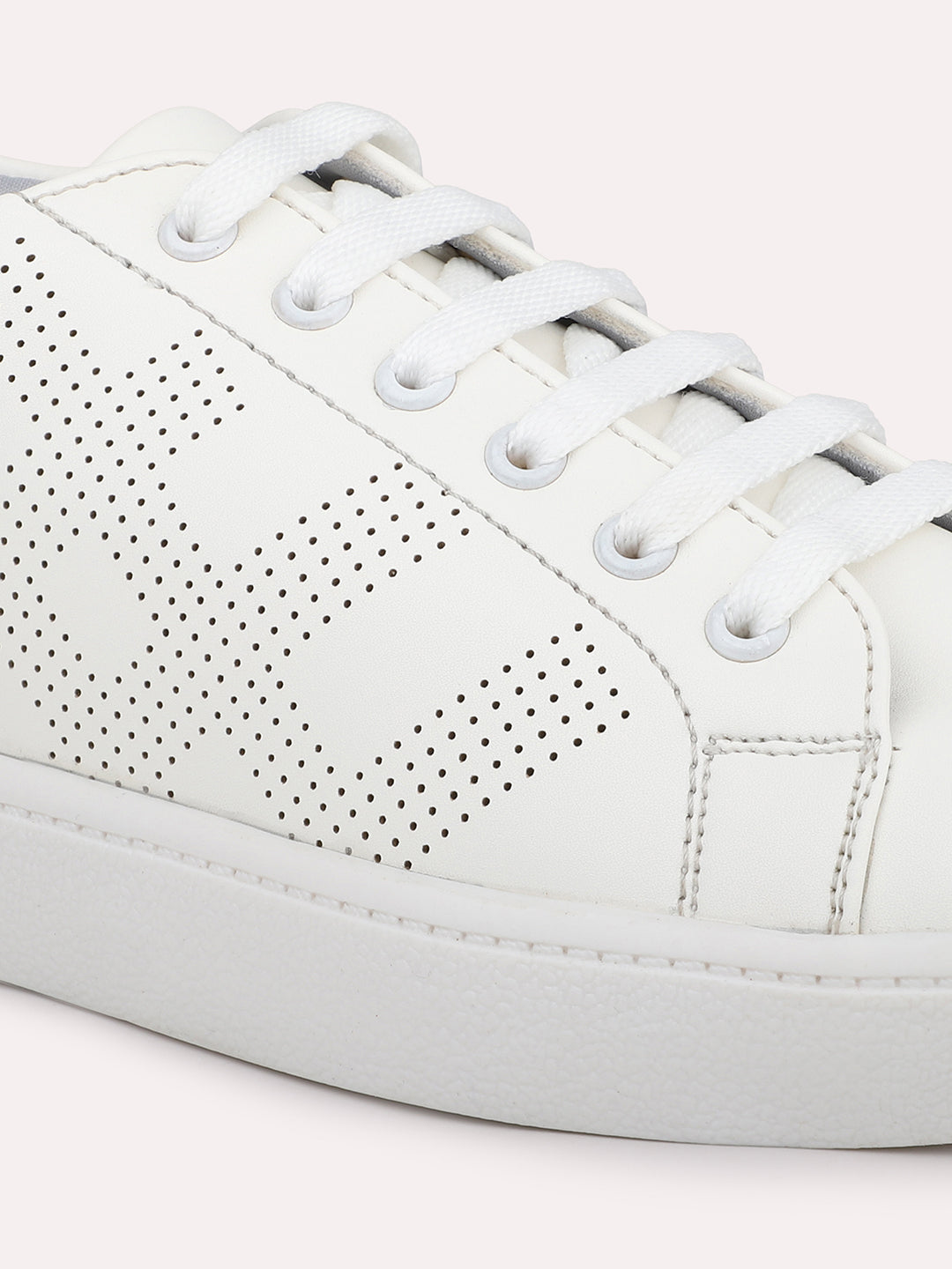 Women White Solid Casual Sneakers