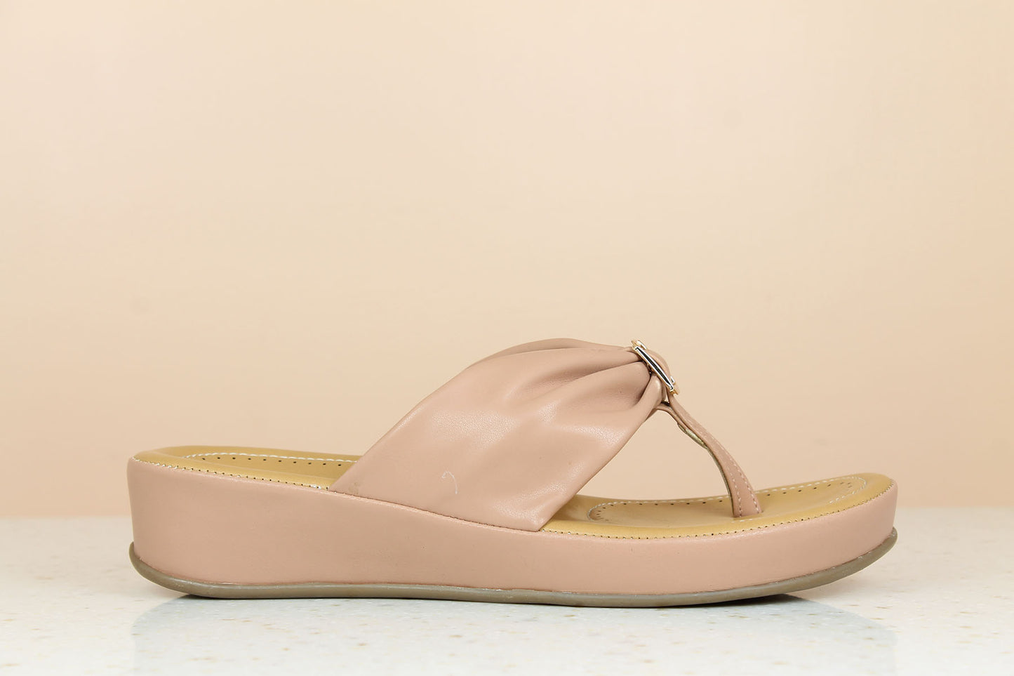 Women Peach Solid Comfort Sandals