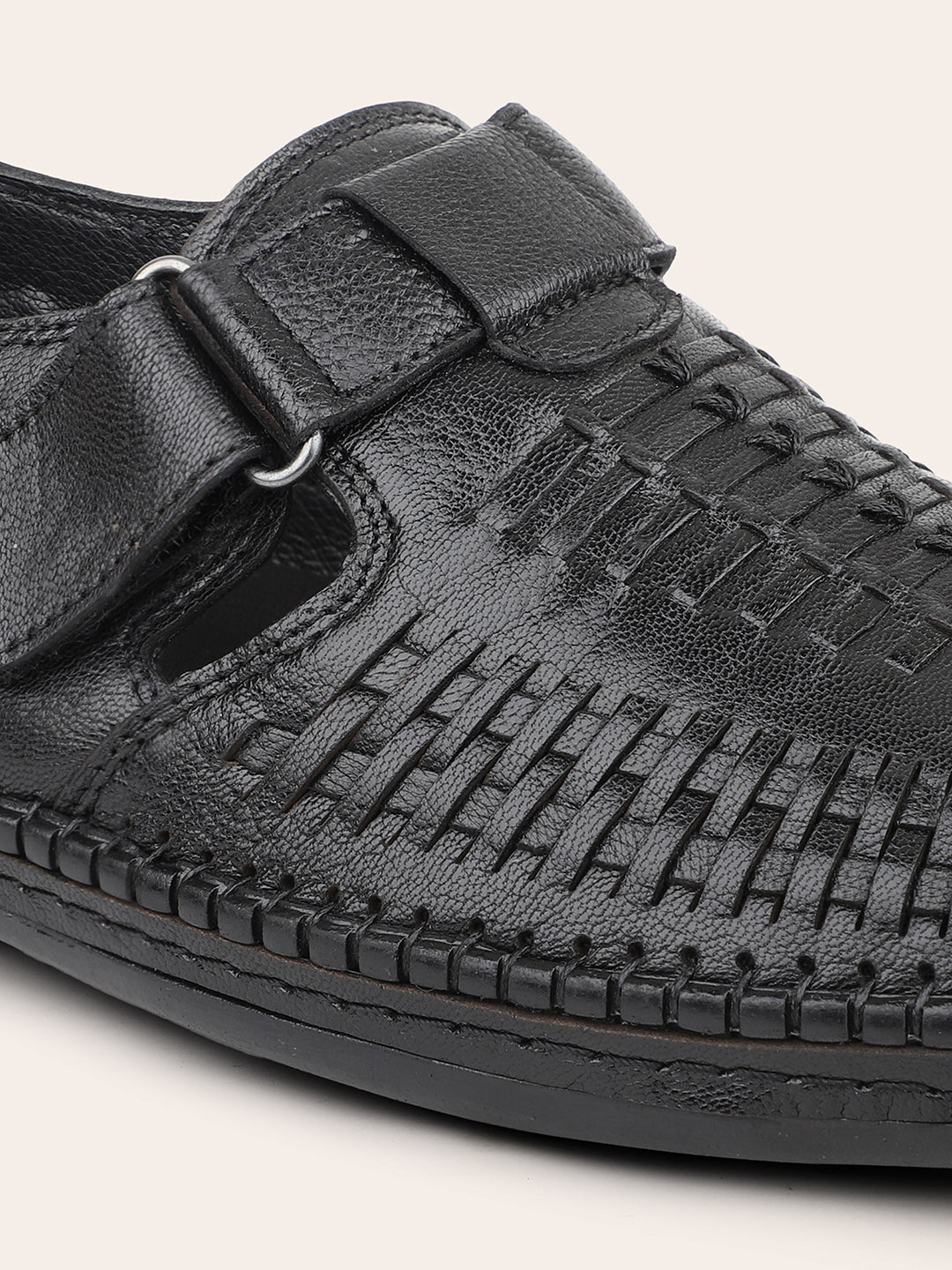 Atesber Black Textured Casual Sandal For Men