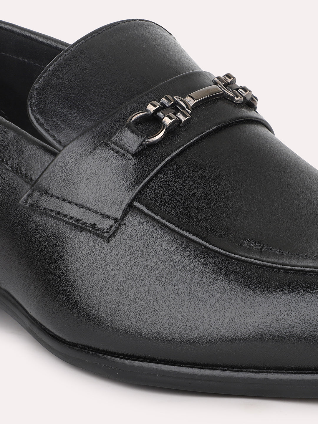 Atesber Black Solid Formal Shoes For Men