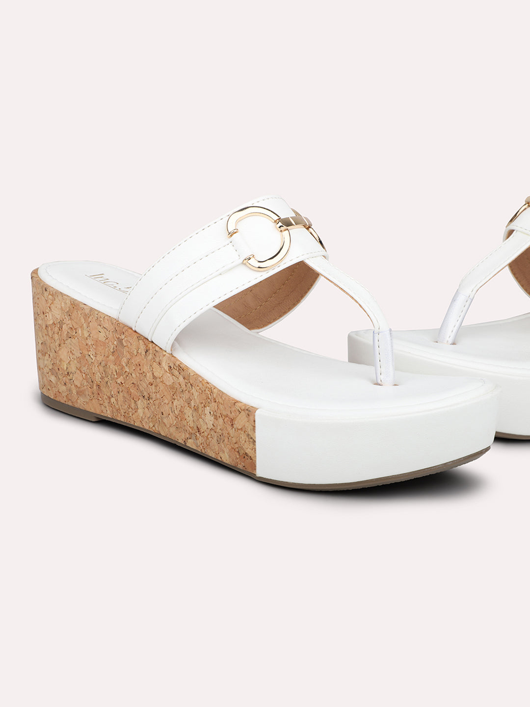 Women White Textured Platform Sandals With Buckle Detail