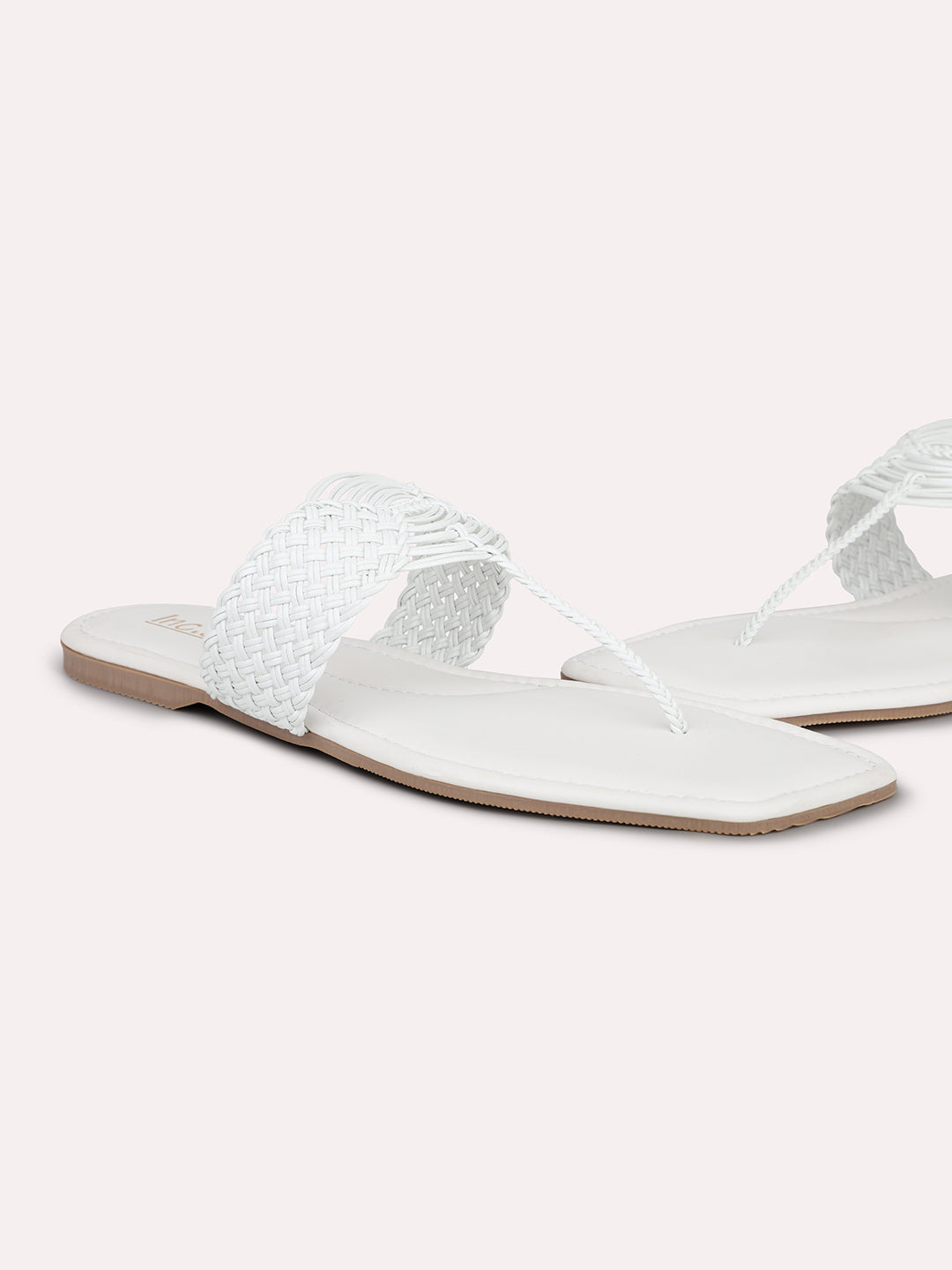 White woven best sale flat sandals