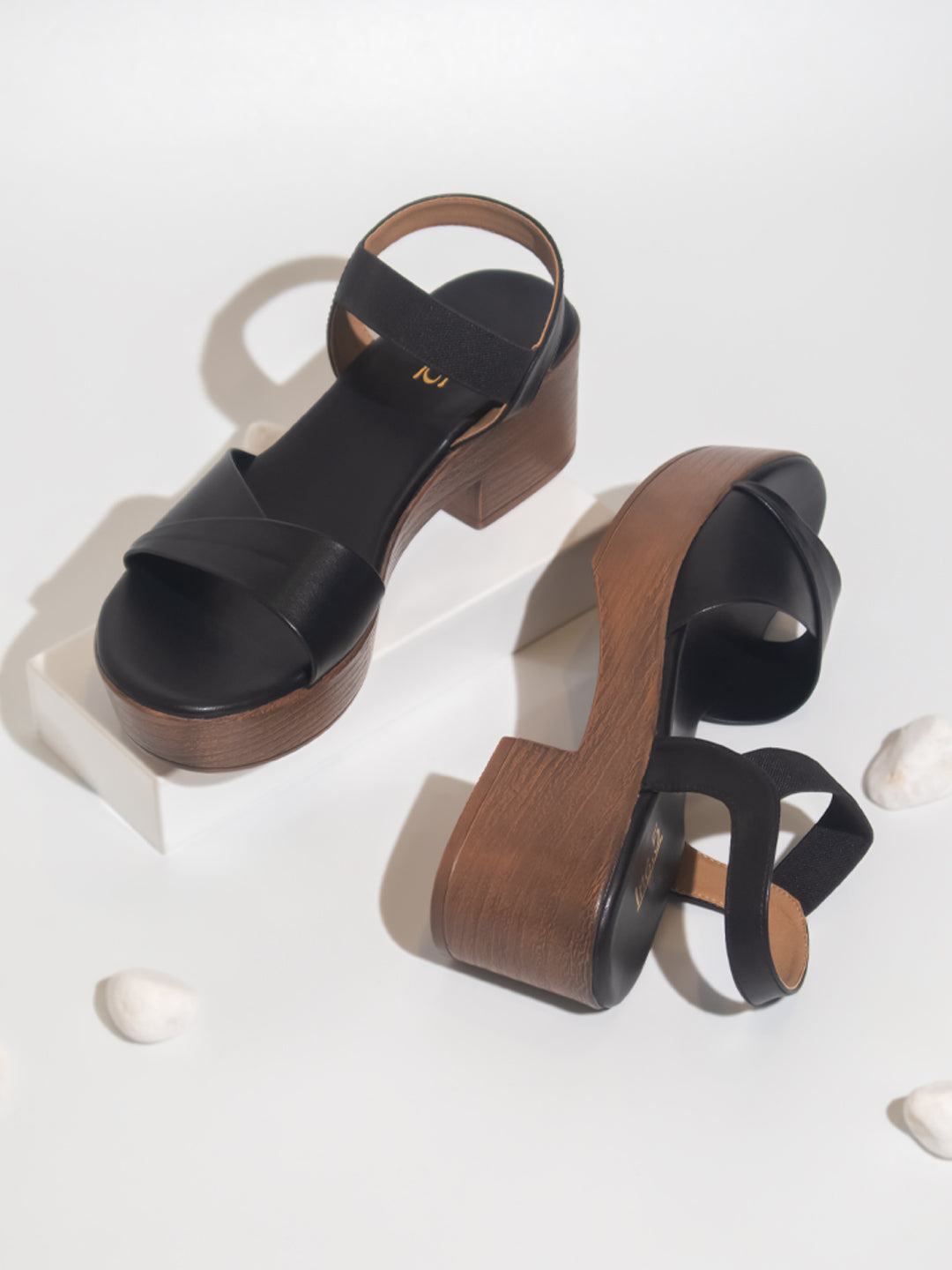 Women Black Solid Sandals