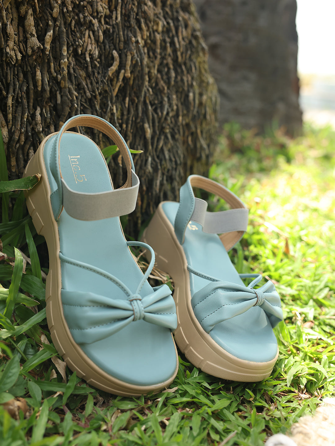 Women Blue Knotted Strap Flatform Heels