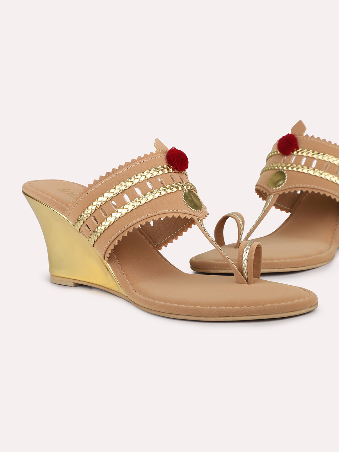 Women Beige & Gold-Toned Textured One Toe Kolhapuri Wedge Heels