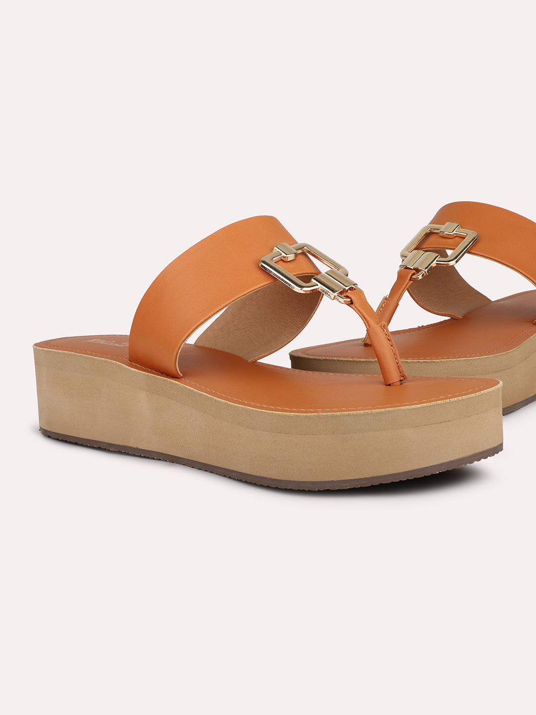 Women Tan T-Strape Open Toe Comfort Sandals with Buckles