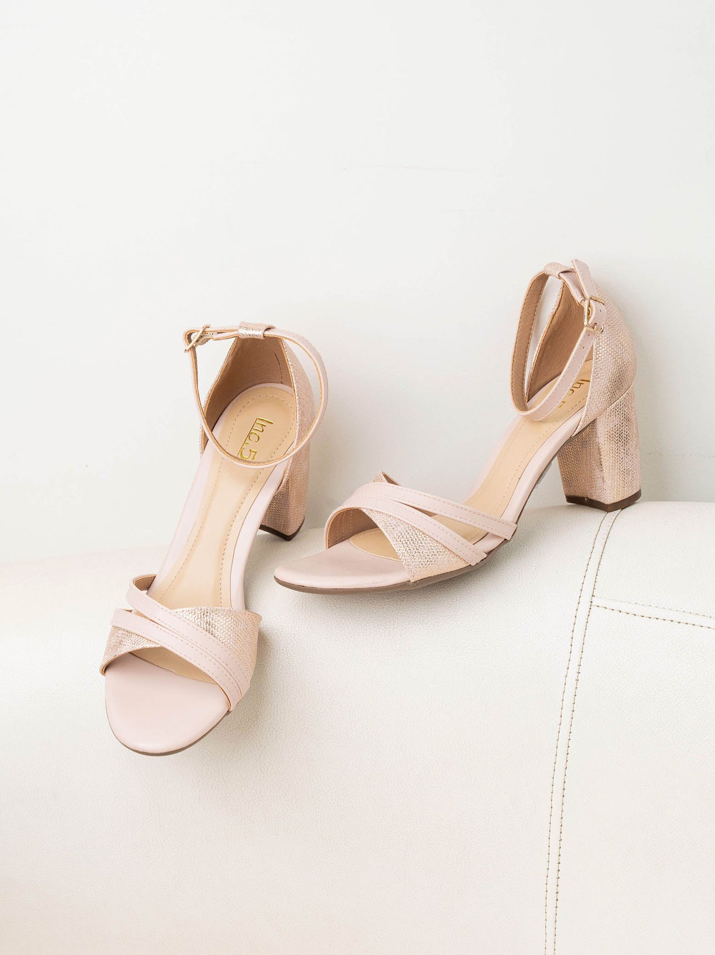 Women Peach Textured Ankle Loop Block Heels With Buckles