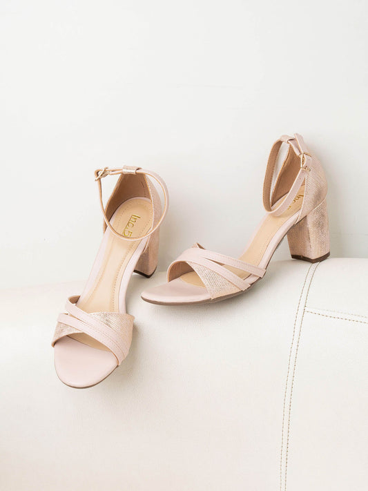 Women Peach Textured Ankle Loop Block Heels With Buckles