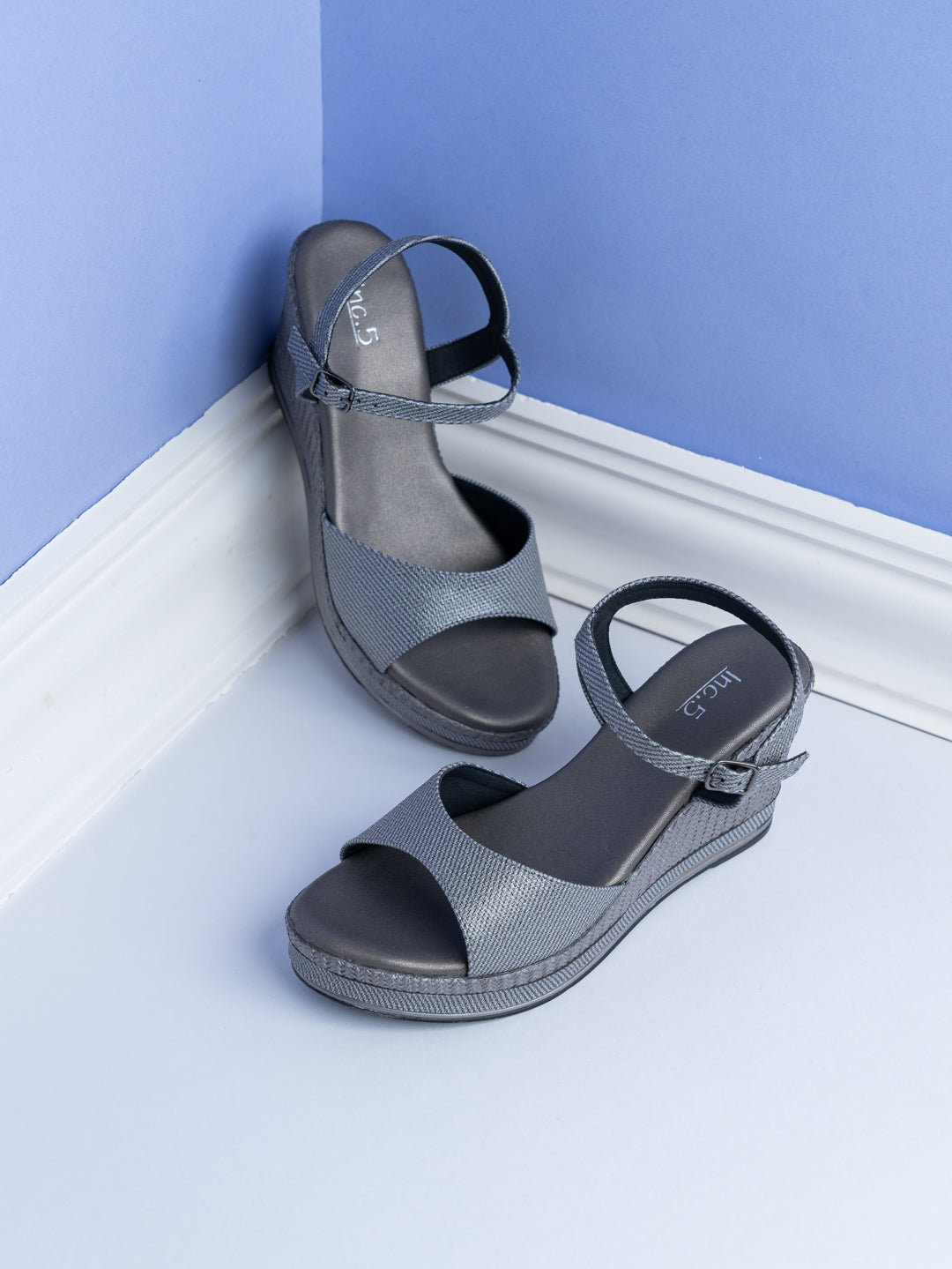 Womens Pewter Party Wear Solid Round Toe Wedge Heels