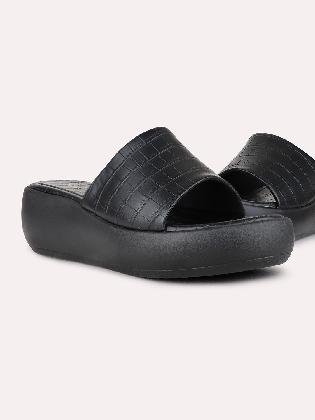 Womens Black Casual Solid Round Toe Wedges