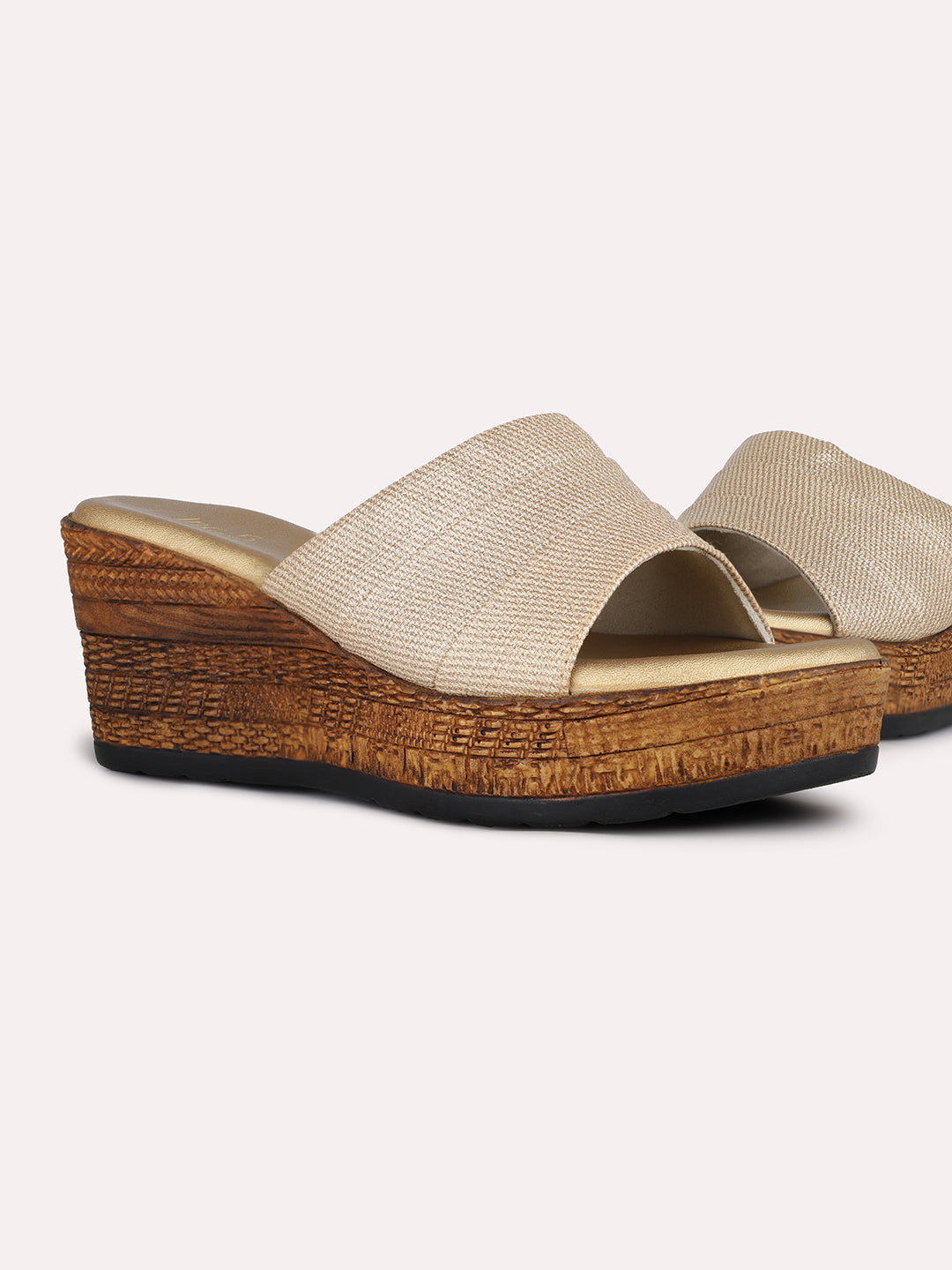 Women Golden Party Wear Solid Pattern Round Toe Wedge Heel Sandals