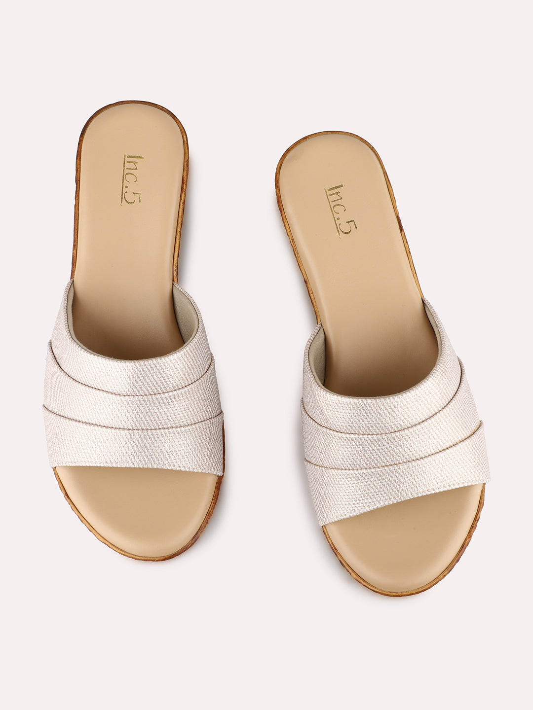 Women Golden Party Wear Solid Round Toe Wedge Heel Sandals