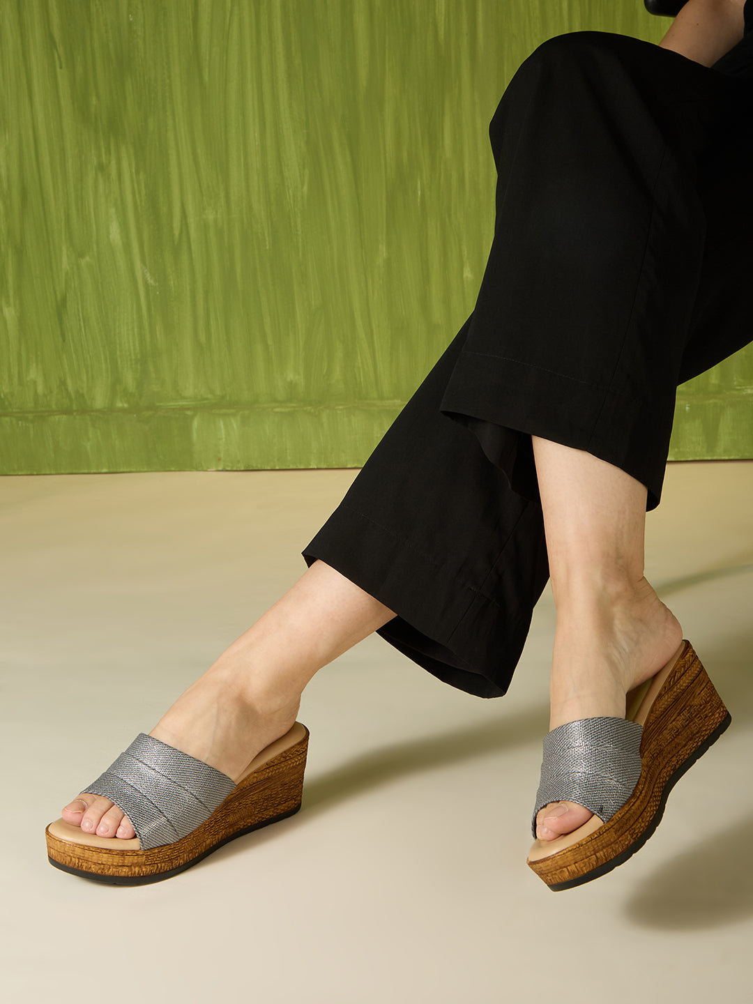 Womens Pewter Party Wear Solid Round Toe Wedge Heel Sandals