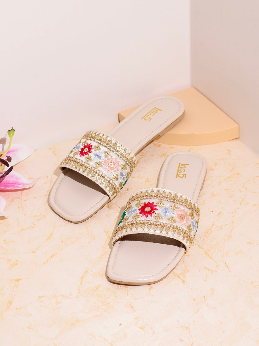 Womens Cream Ethnic Embellished Open Toe Slip-On Flat Sandals