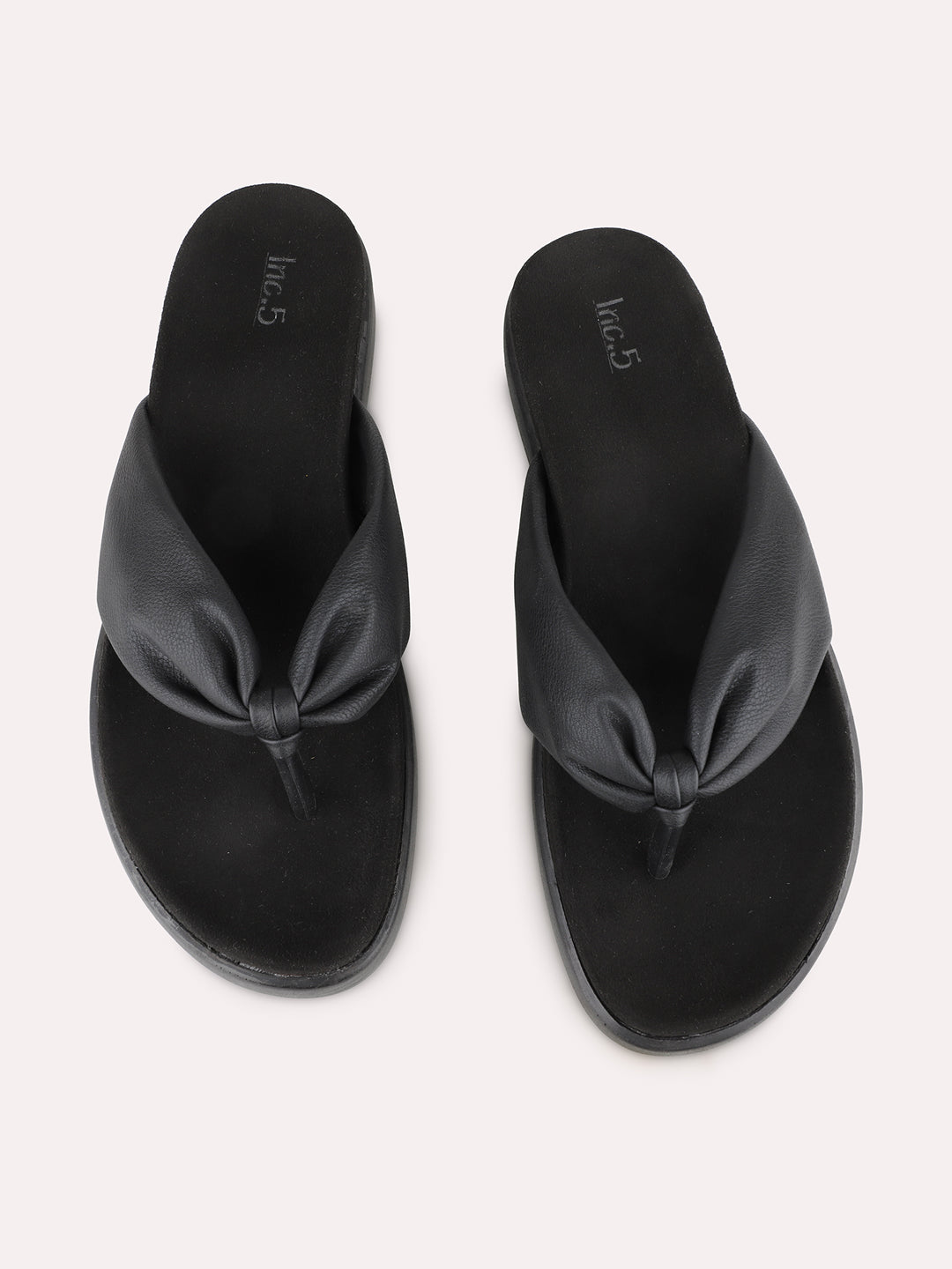 Women Black Casual Solid Pattern Round Toe Slip-On Sandals