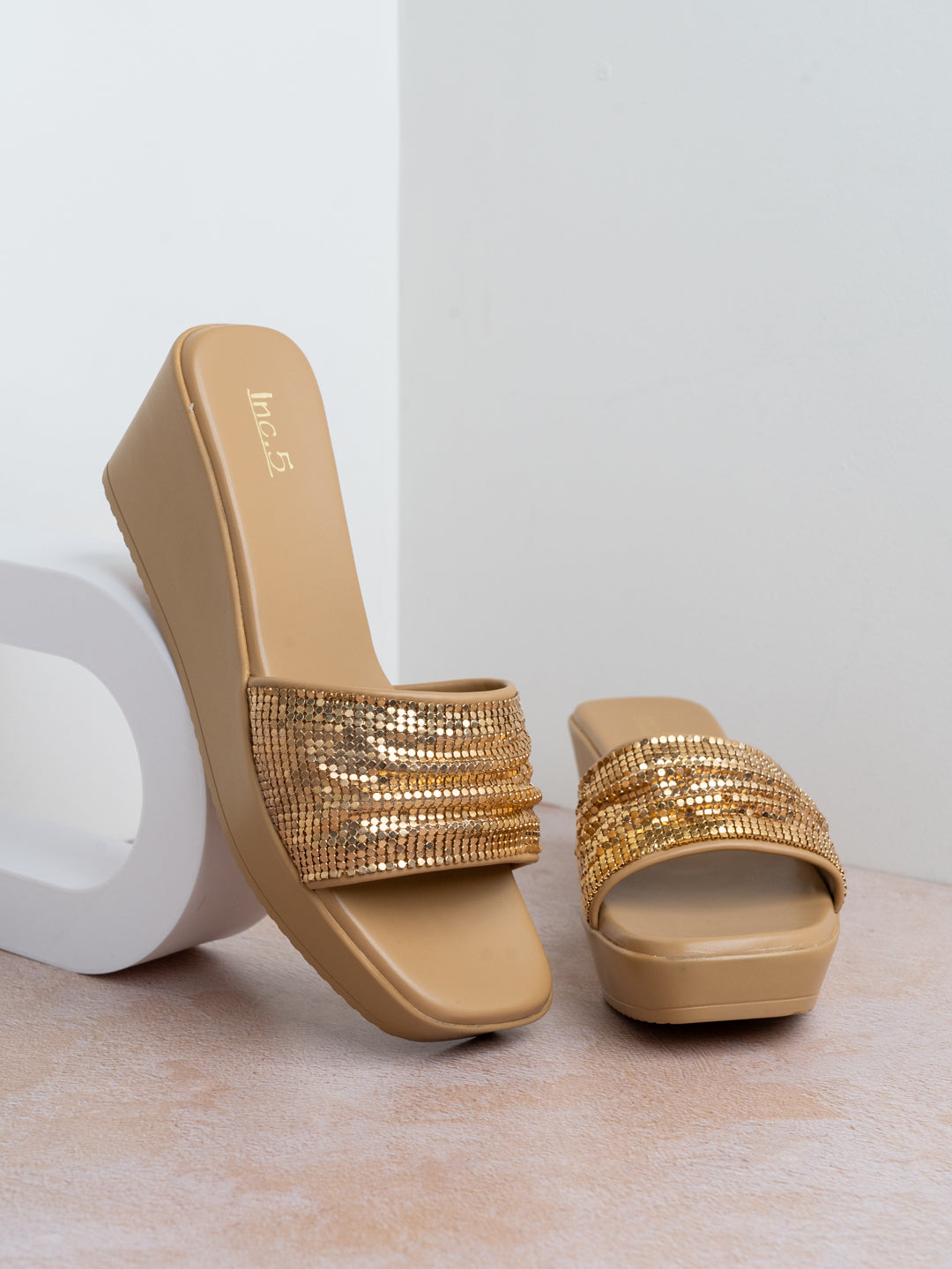 Womens Golden Ethnic Round Toe Wedge Heel Sandals