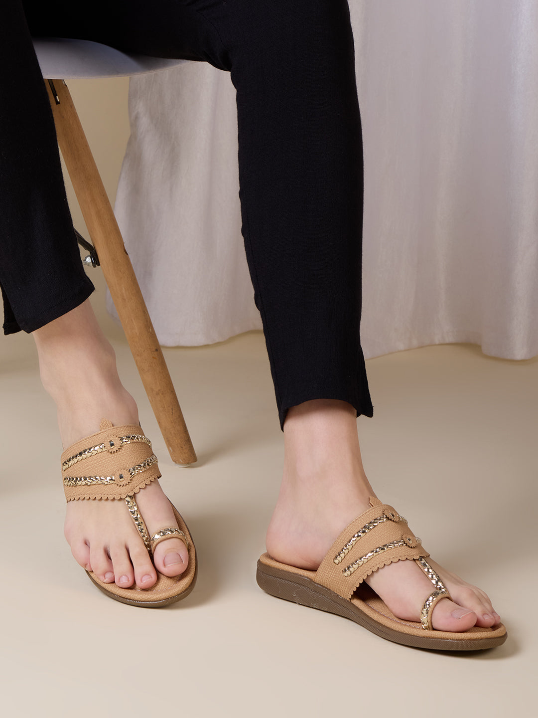 Women Beige Ethnic Solid One Toe Flats Slip-On Sandals