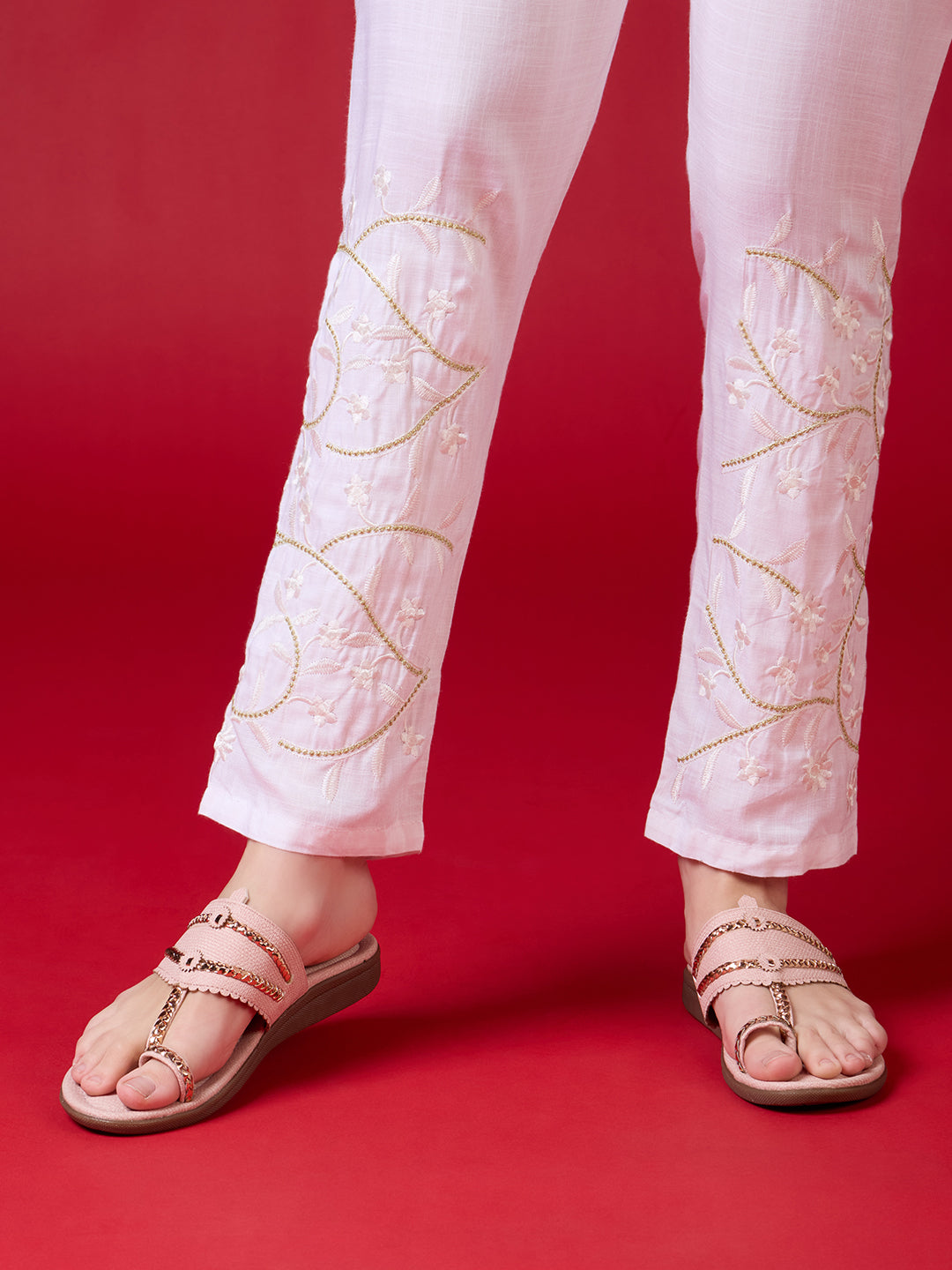 Women Peach Ethnic Solid One Toe Flats Slip-On Sandals