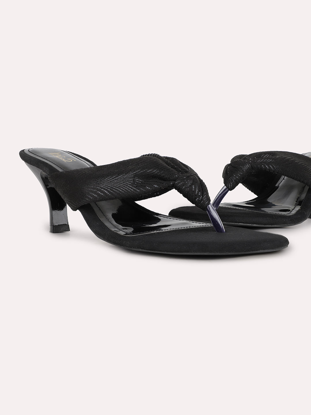 Women Black Party Wear Solid Round Toe Kitten Heel Sandals