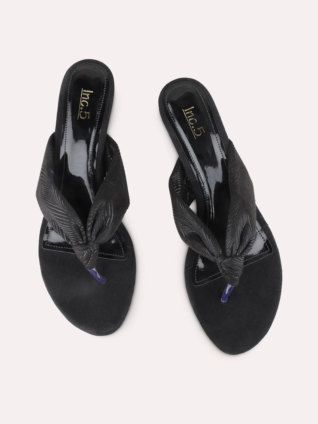 Women Black Party Wear Solid Round Toe Kitten Heel Sandals