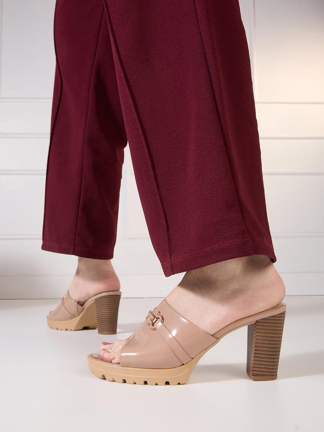 Womens Nude Party Wear Solid Round Toe Platform Heel Sandals