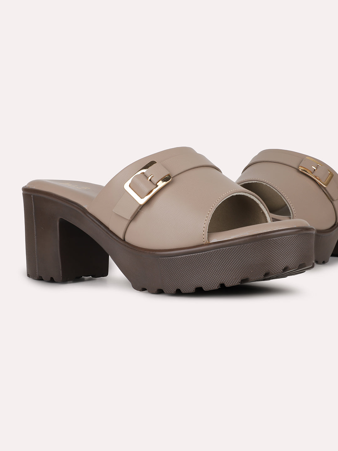 Women Chikoo Party Wear Solid Pattern Round Toe Block Heel Sandals