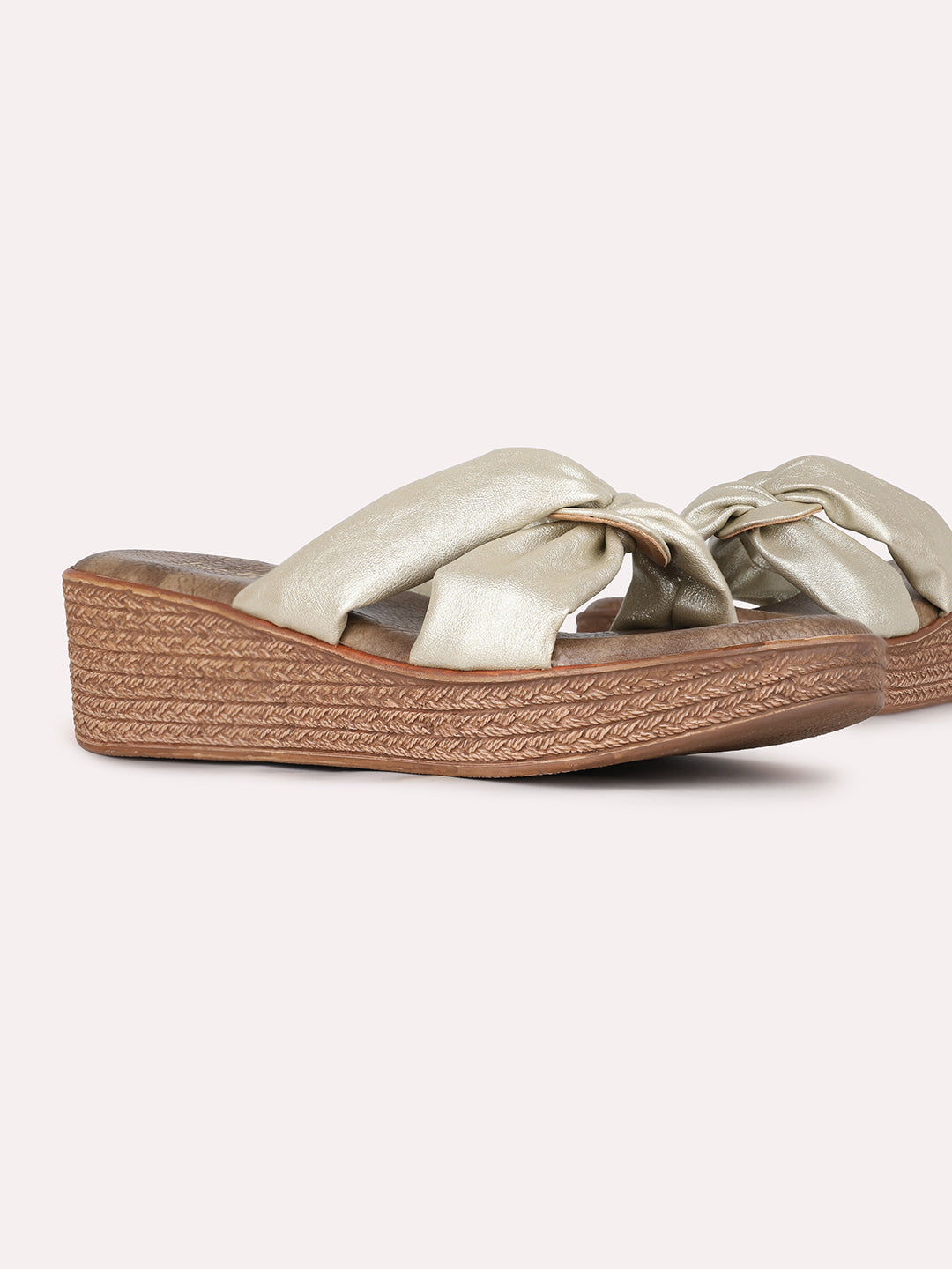 Women Golden Party Wear Solid Round Toe Wedges Sandals