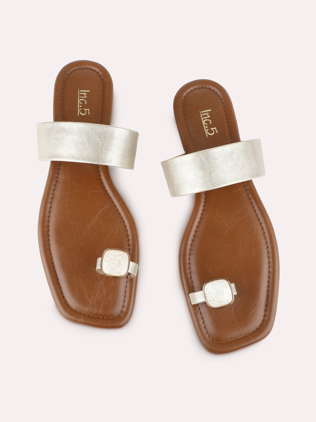 Womens Golden Casual Solid One Toe Flat Slip-Ons