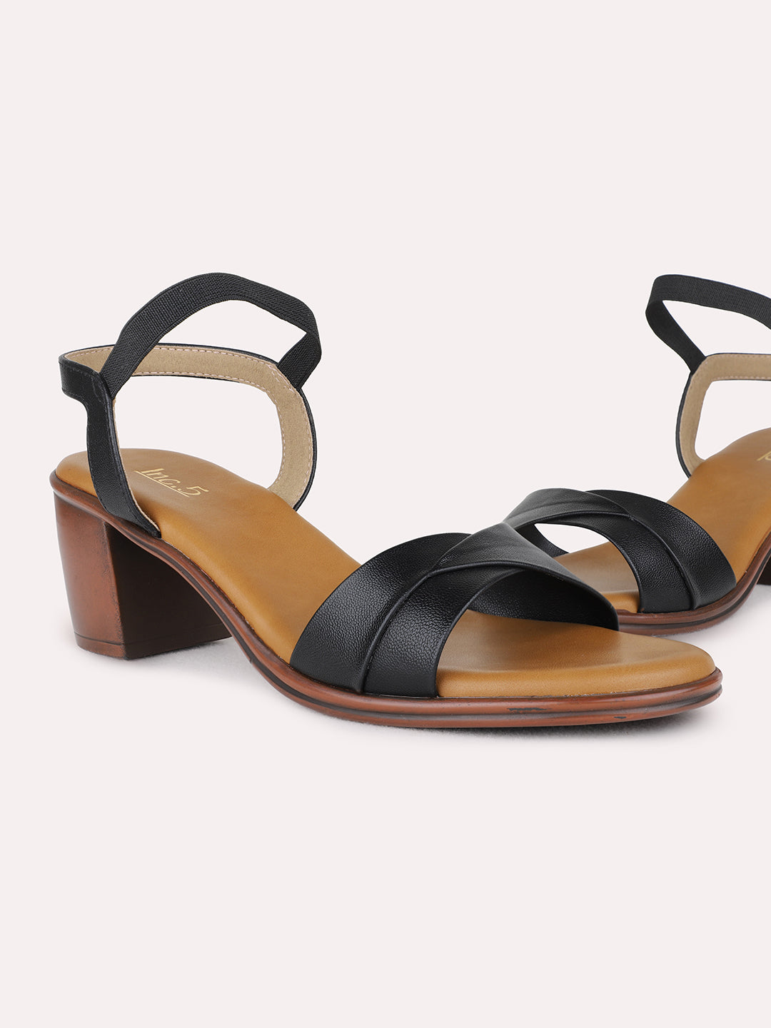 Womens Black Party Wear Solid Round Toe Block Heel Sandals