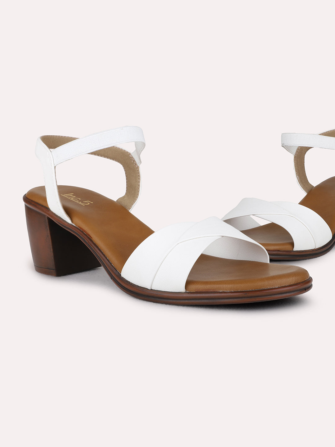 Womens White Party Wear Solid Round Toe Block Heel Sandals