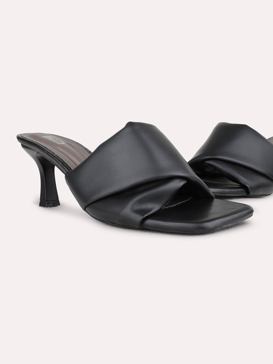 Womens Black Party Wear Solid Kitten Heels