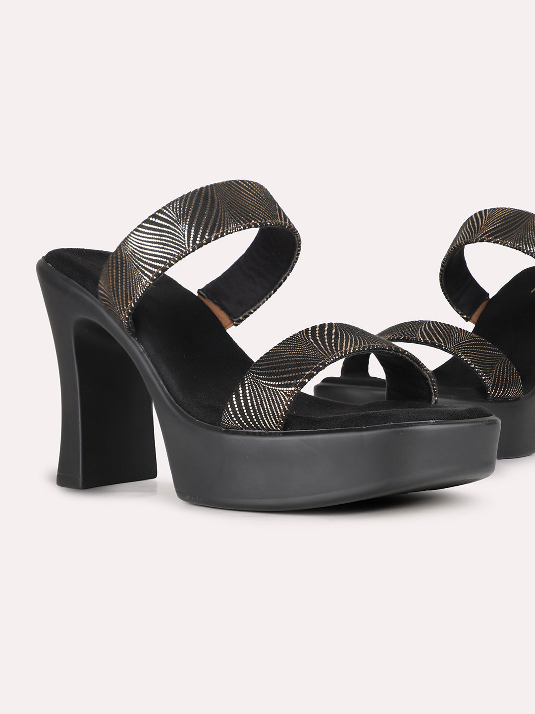 Womens Golden Party Wear Solid Round Toe Platform Heels