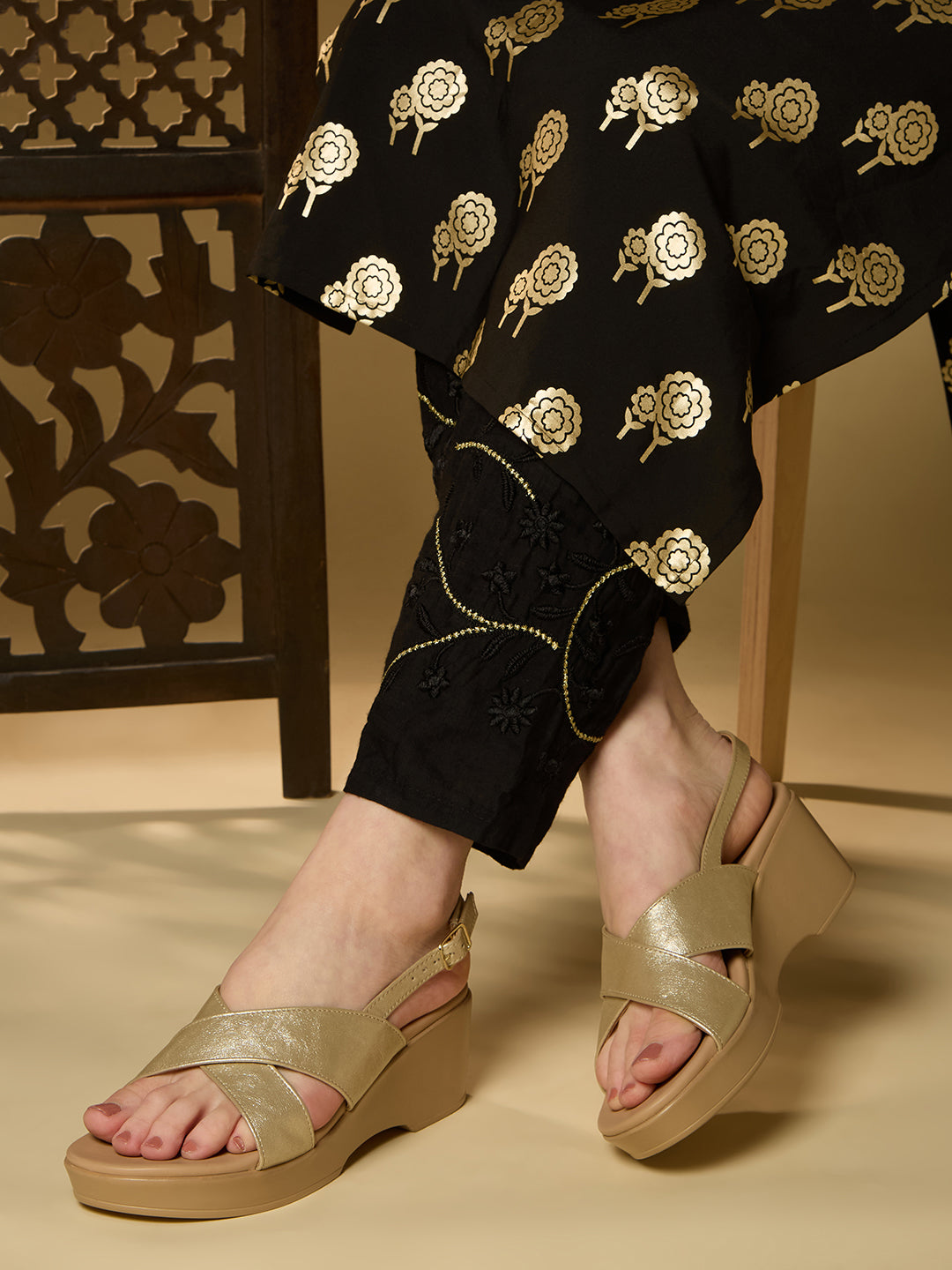 Womens Golden Party Wear Striped Platform Heels