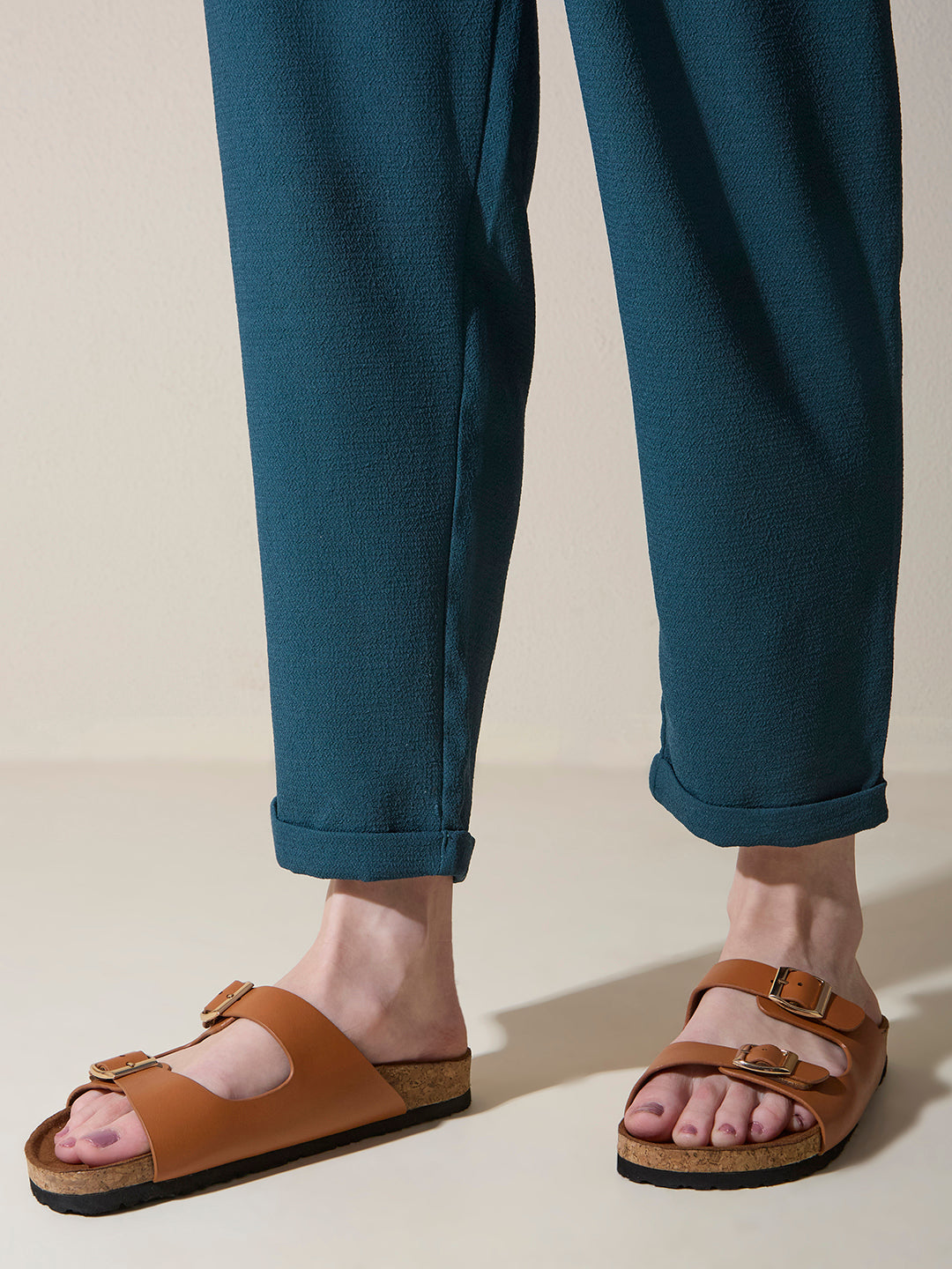 Womens Tan Casual Solid Open Toe Flat Slip-On Sandals