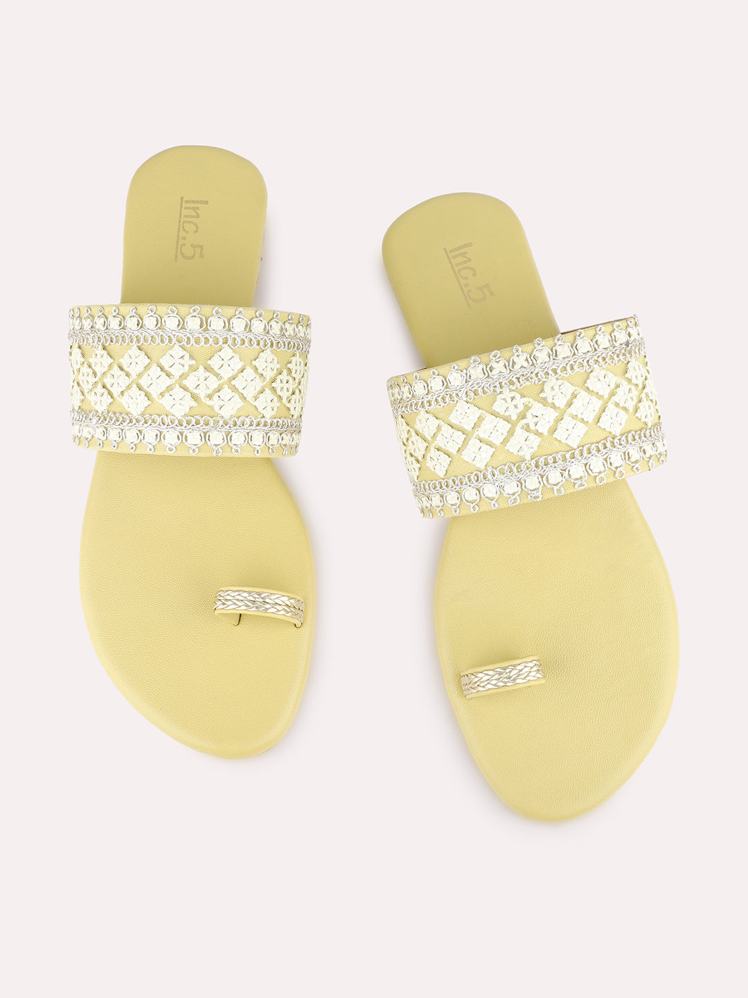 Womens Yellow Ethnic Embroidered One Toe Flat Slip-On Sandals